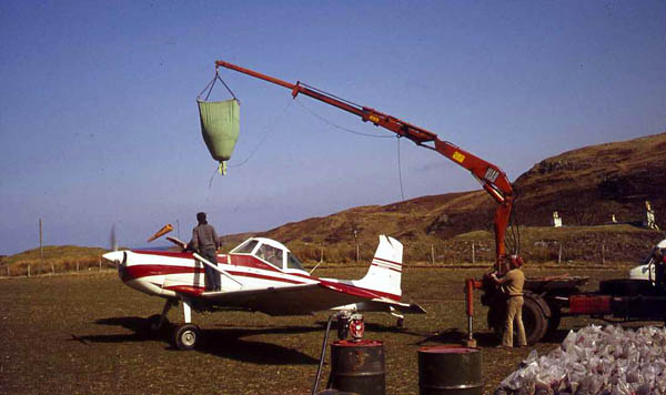 Aerial Fertilising with Fixed wing aircraft 