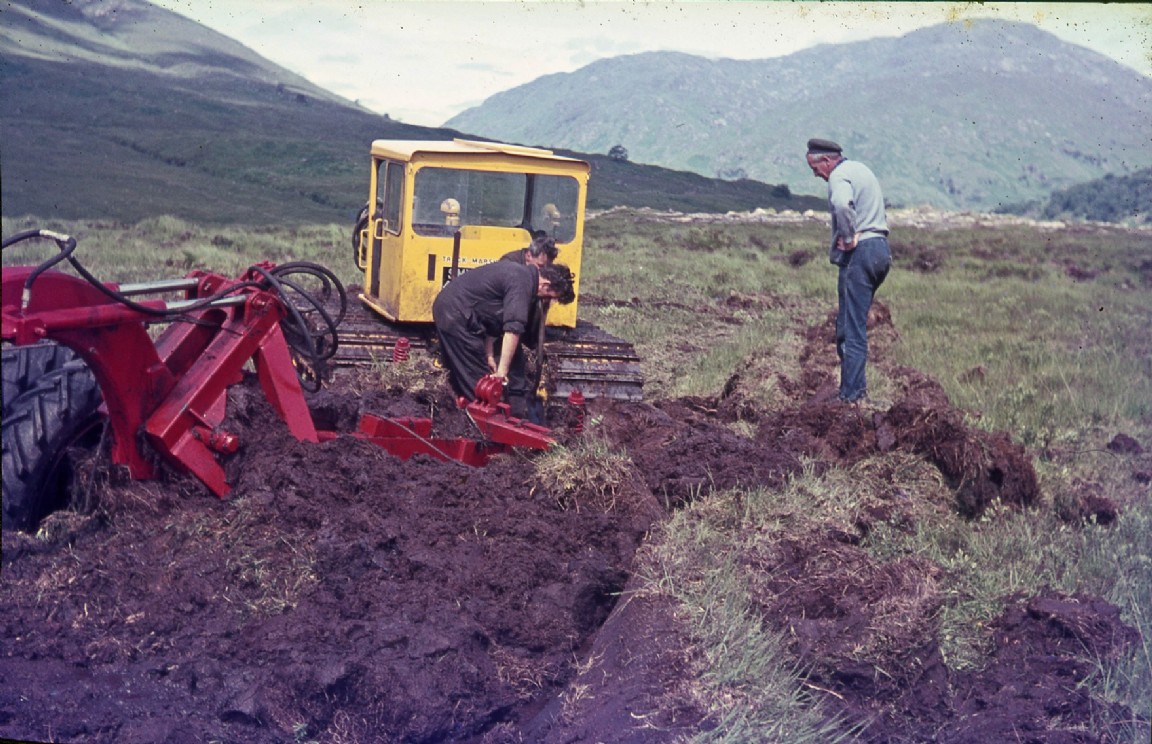 Draining plough bogged