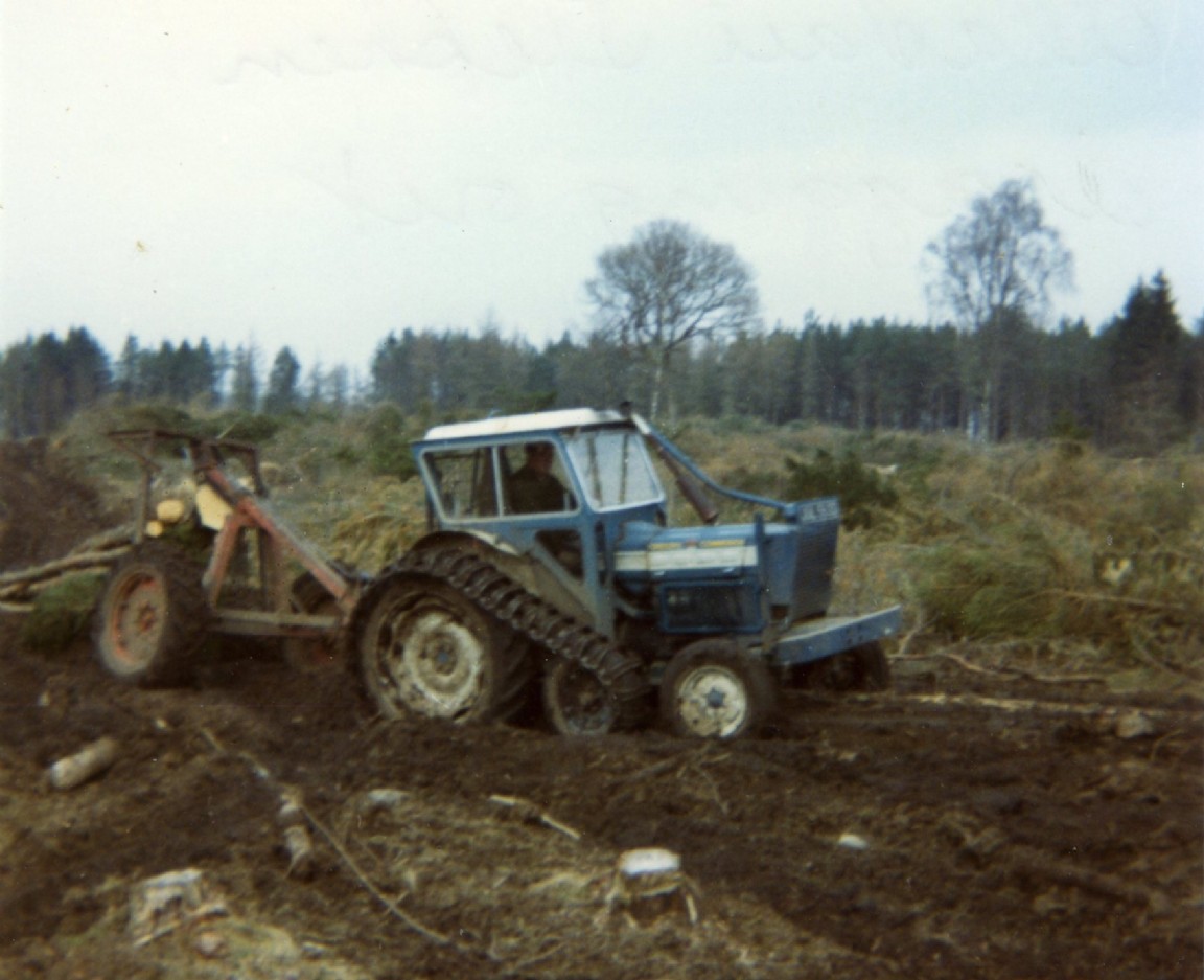 Alastair Stephen extracting timber at Balblair 