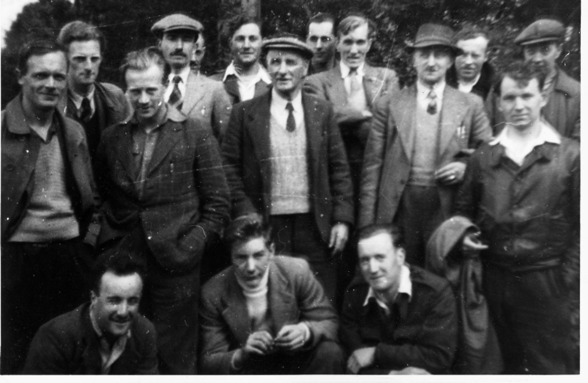 Students and instructors at Raby Castle 1951
