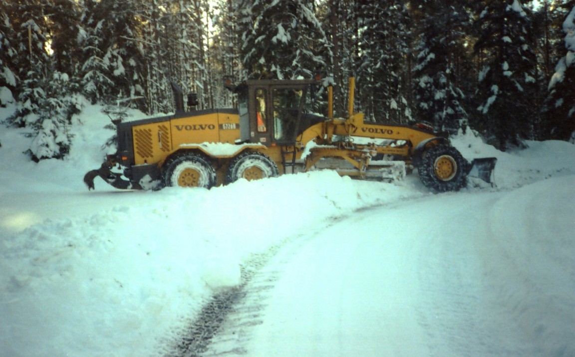 Volvo G267B Grader at Balloch Forest 