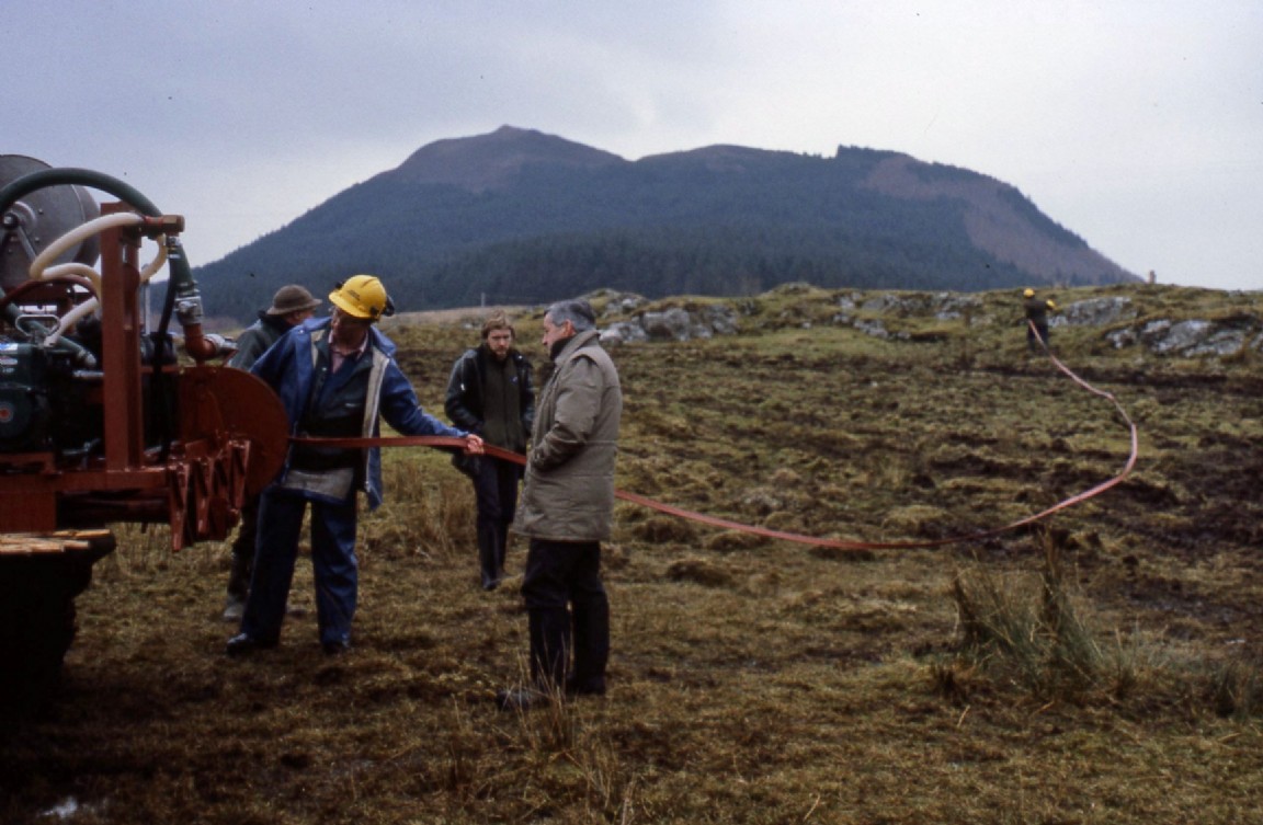 Muskeg mounted Foam Unit hose reels