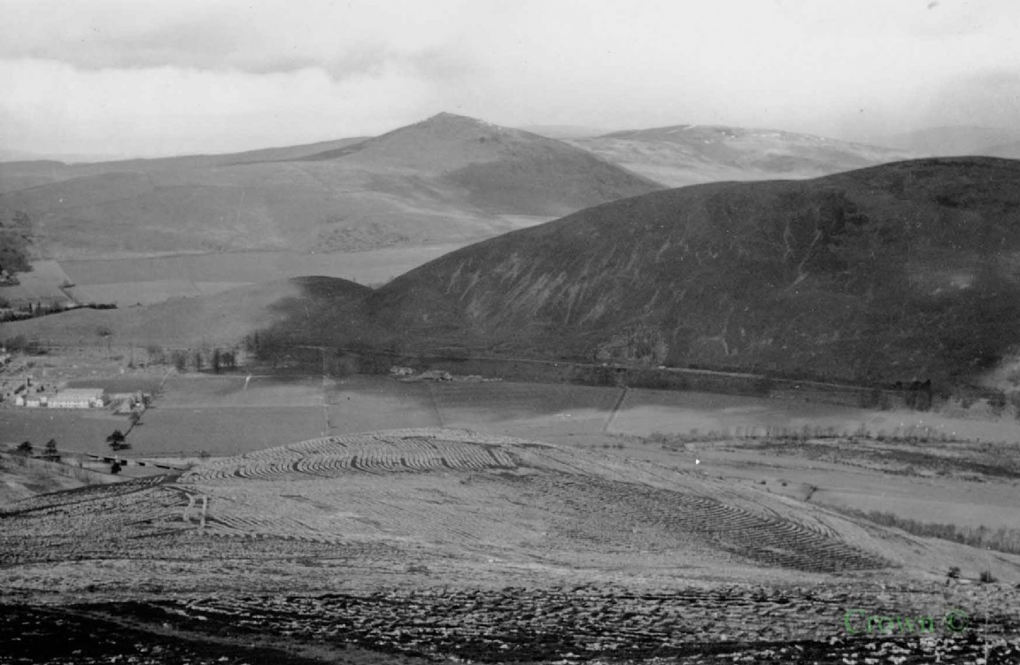 Contour Ploughing in Elibank Forest 