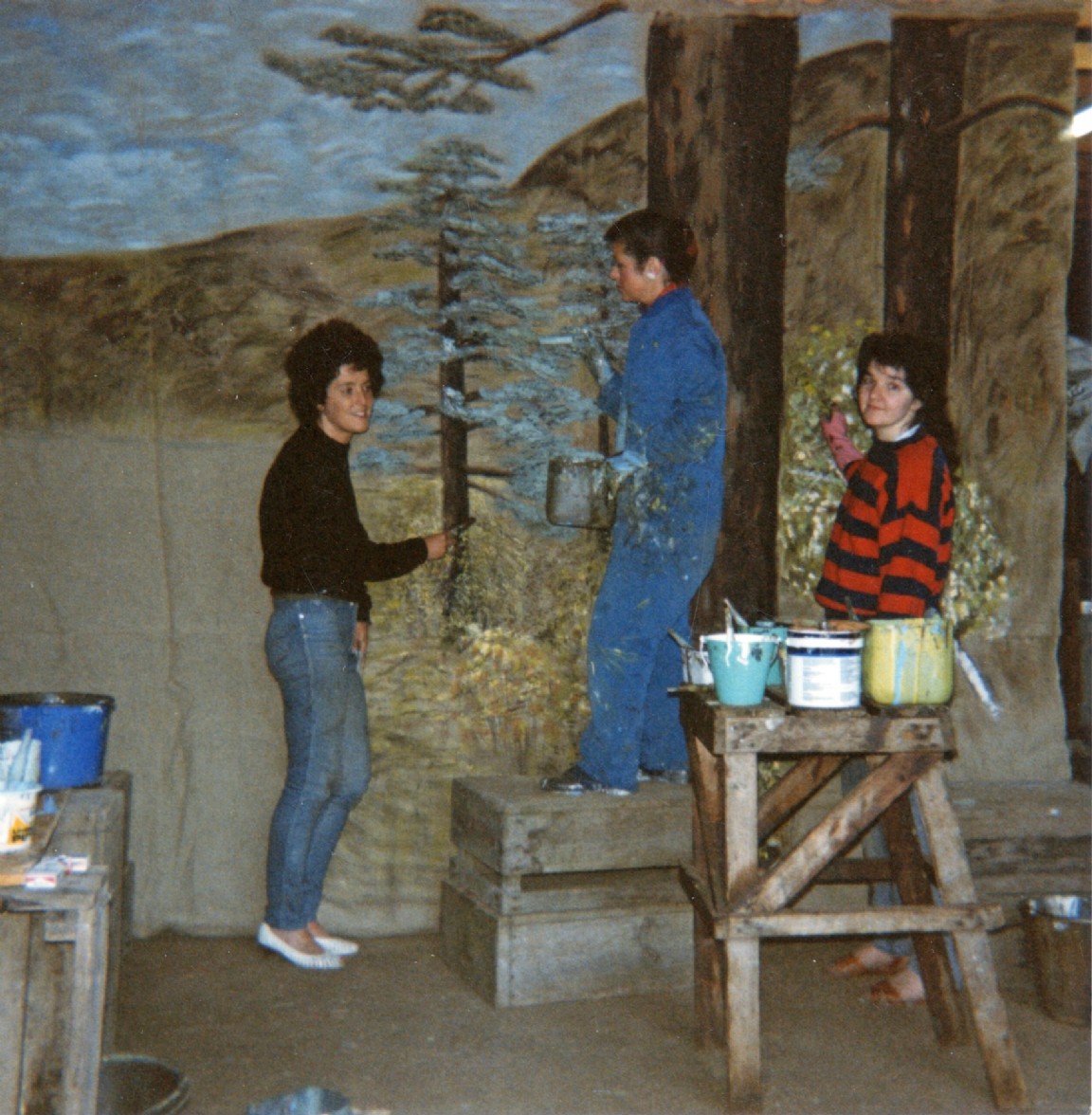 Painting backdrops for Black Isle Show