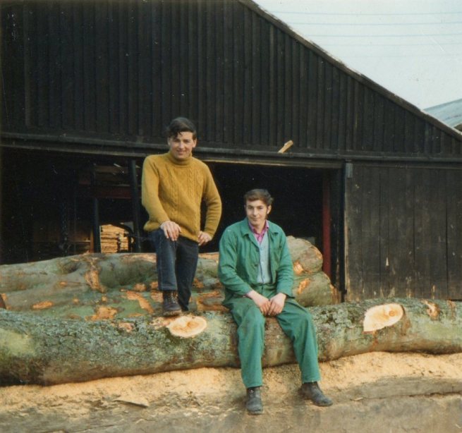 Leslie Phillip and David Wood &mdash; Tollmuir saw