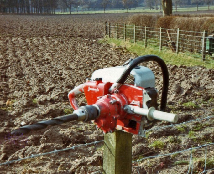  Jonsered chainsaw with drill chuck attachment