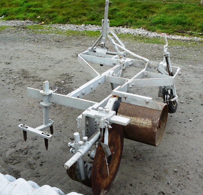 Ledmore lining out plough sold at Dingwall Mart