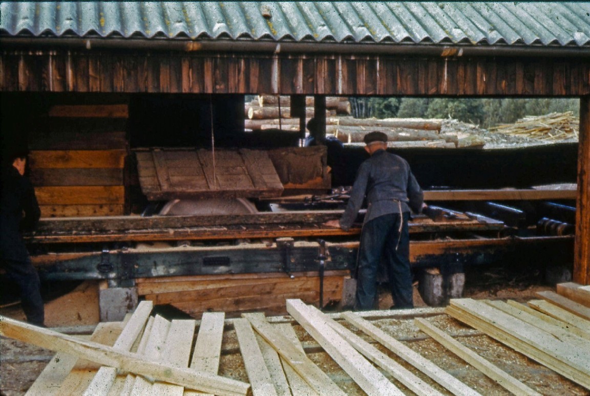 Roller bench Sawmill and workers