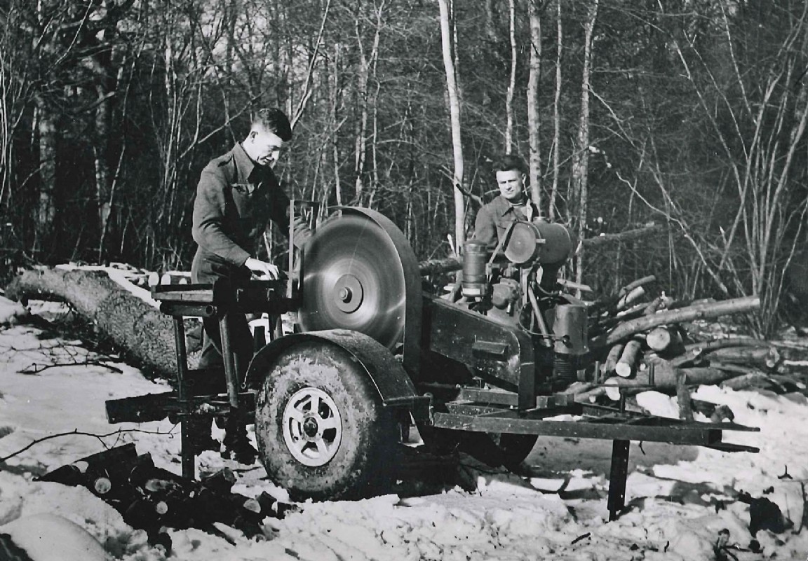 McConnel Sawbench first model
