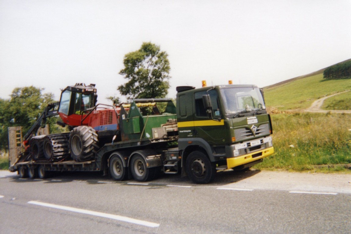 George Watt�s Harvester at Grantown