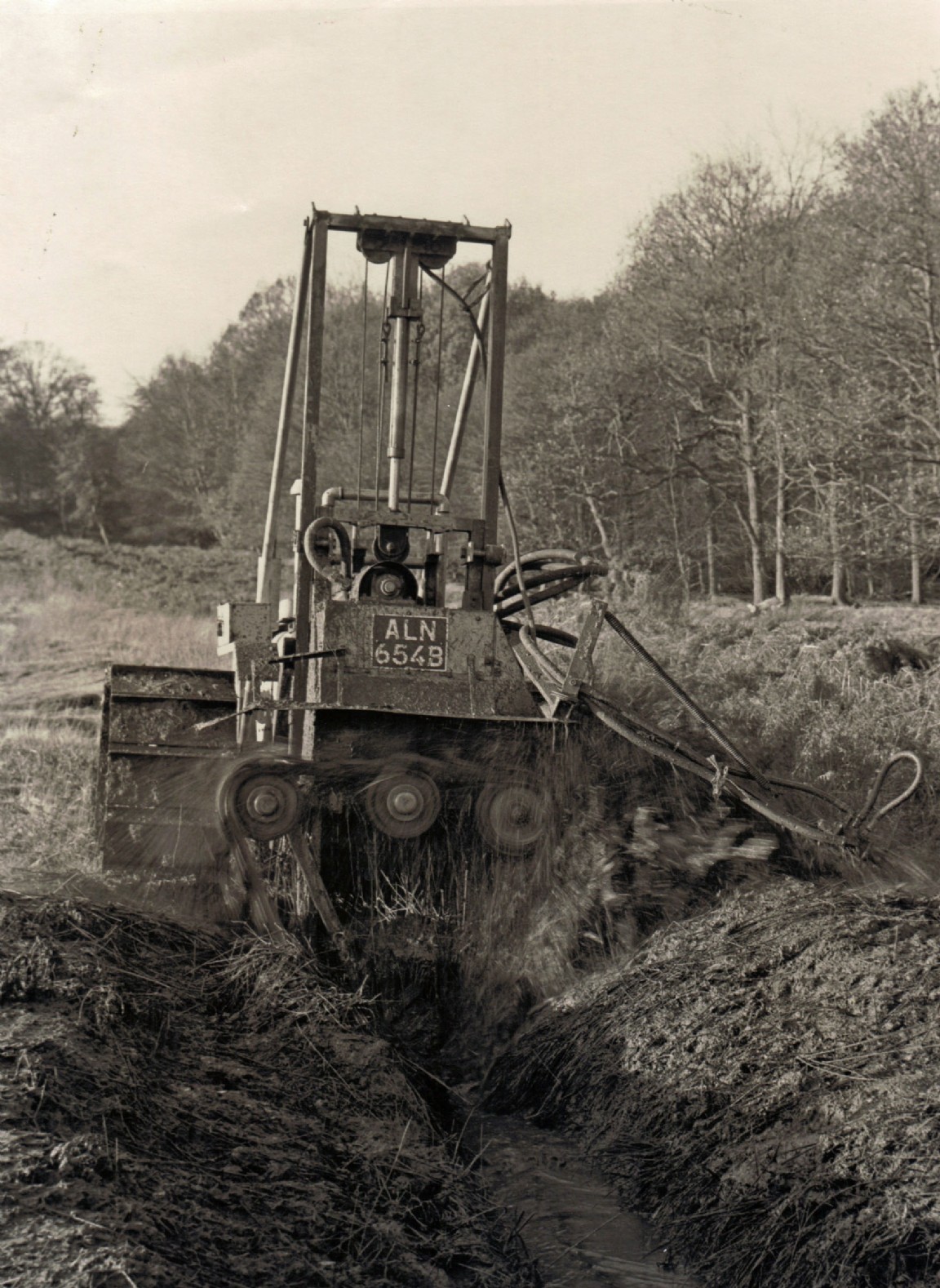 Barford Licol drain cleaner mounted on Short County