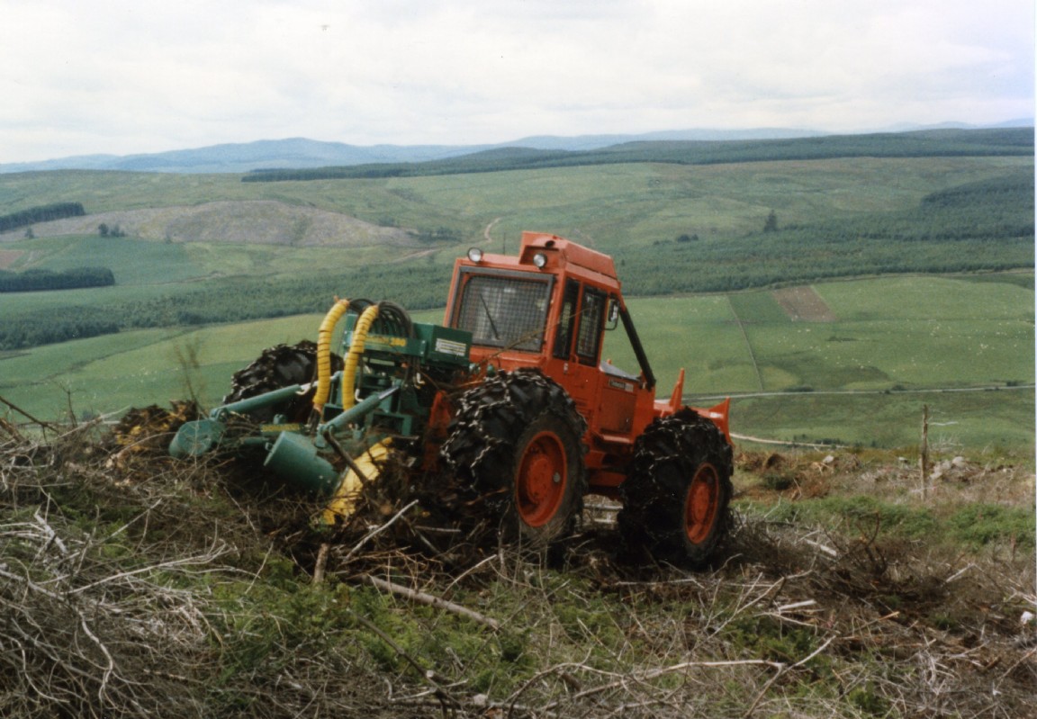 Donaren 280 Scarifier on Timberjack skidder working on site