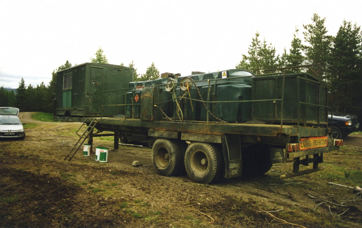Buchan Forest District Harvesting Team servicing trailer