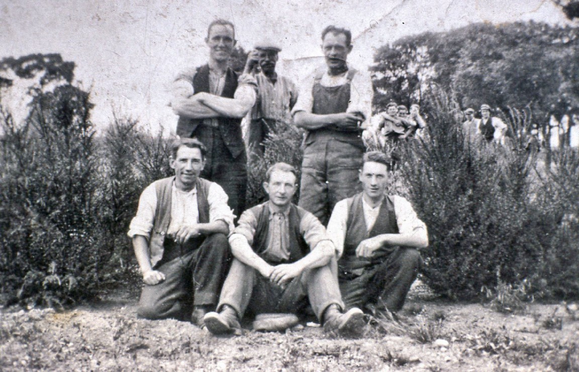 Tulliallan Nursery Workers 