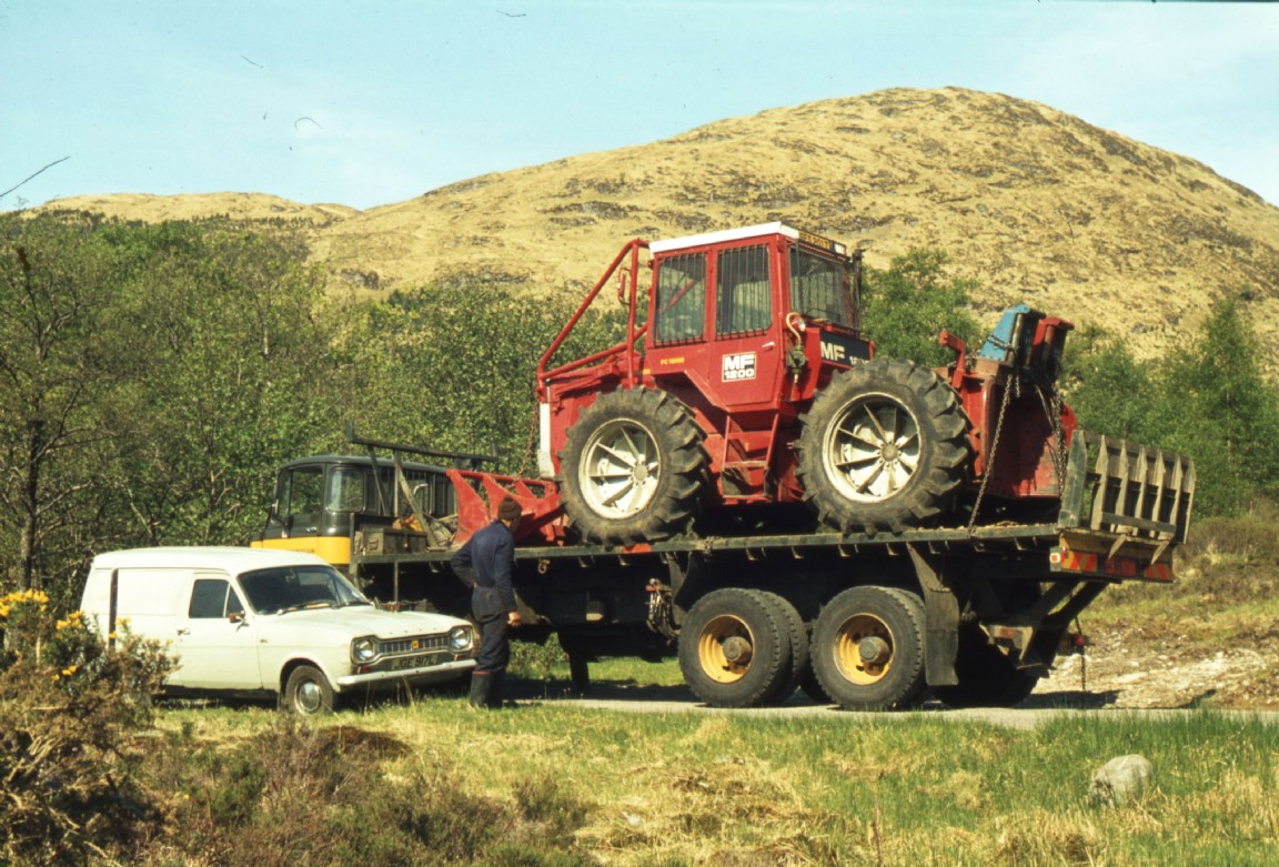 Massey Ferguson 1200 Skidder FC No78500