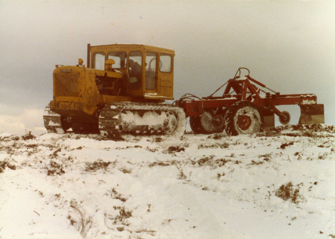 Duncan Jamieson with Challenger 33 and plough